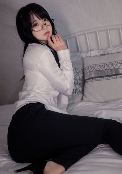 欧美美女杂志图片_剧情片完整在线观看