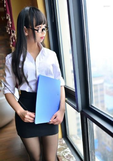 欧美气质阿姨_蓝光日本电影免费