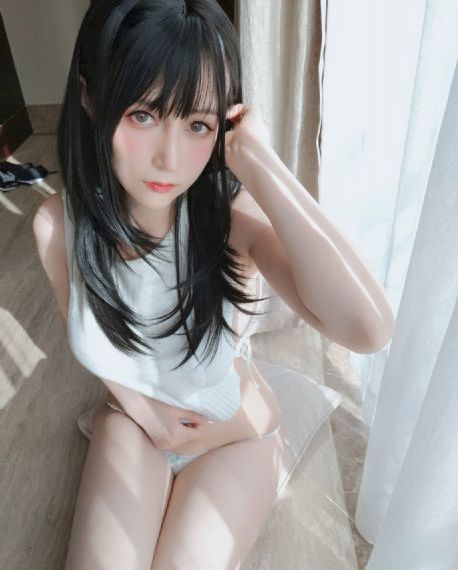 欧美风格服装搭配图片_1080P高清视频观看